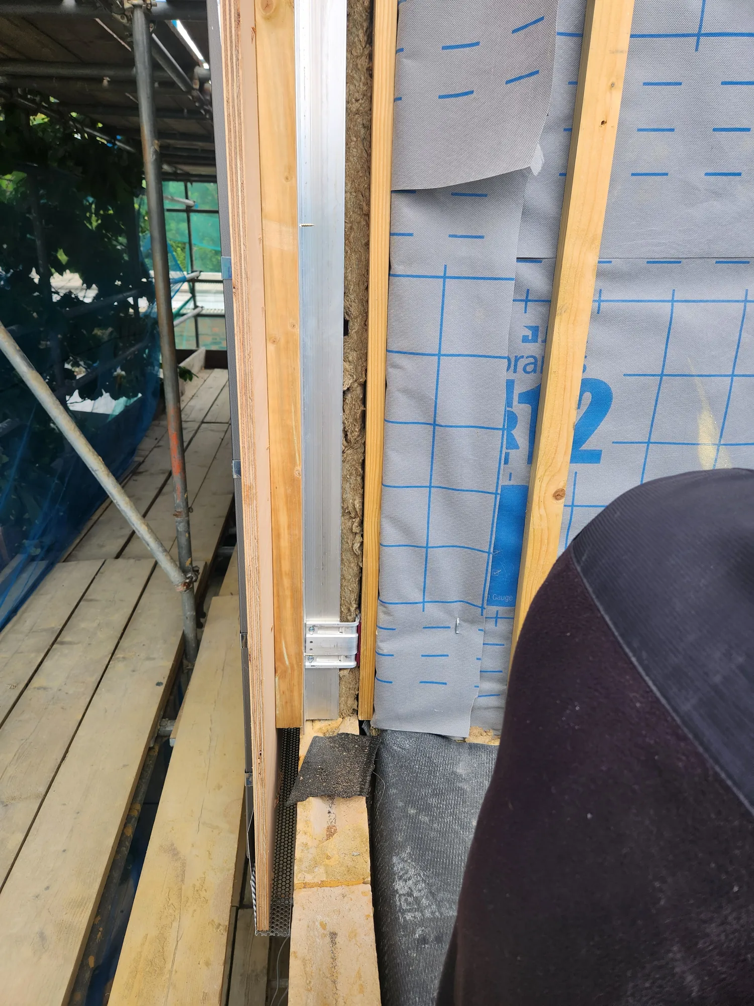 Breather membrane and timber battens ready for the cladding
