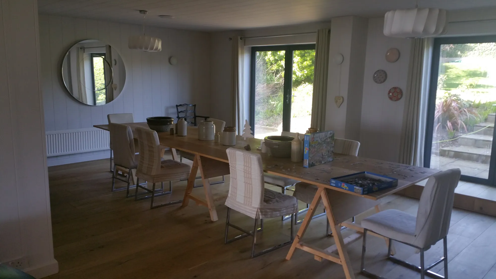 Dining room with doors onto the garden