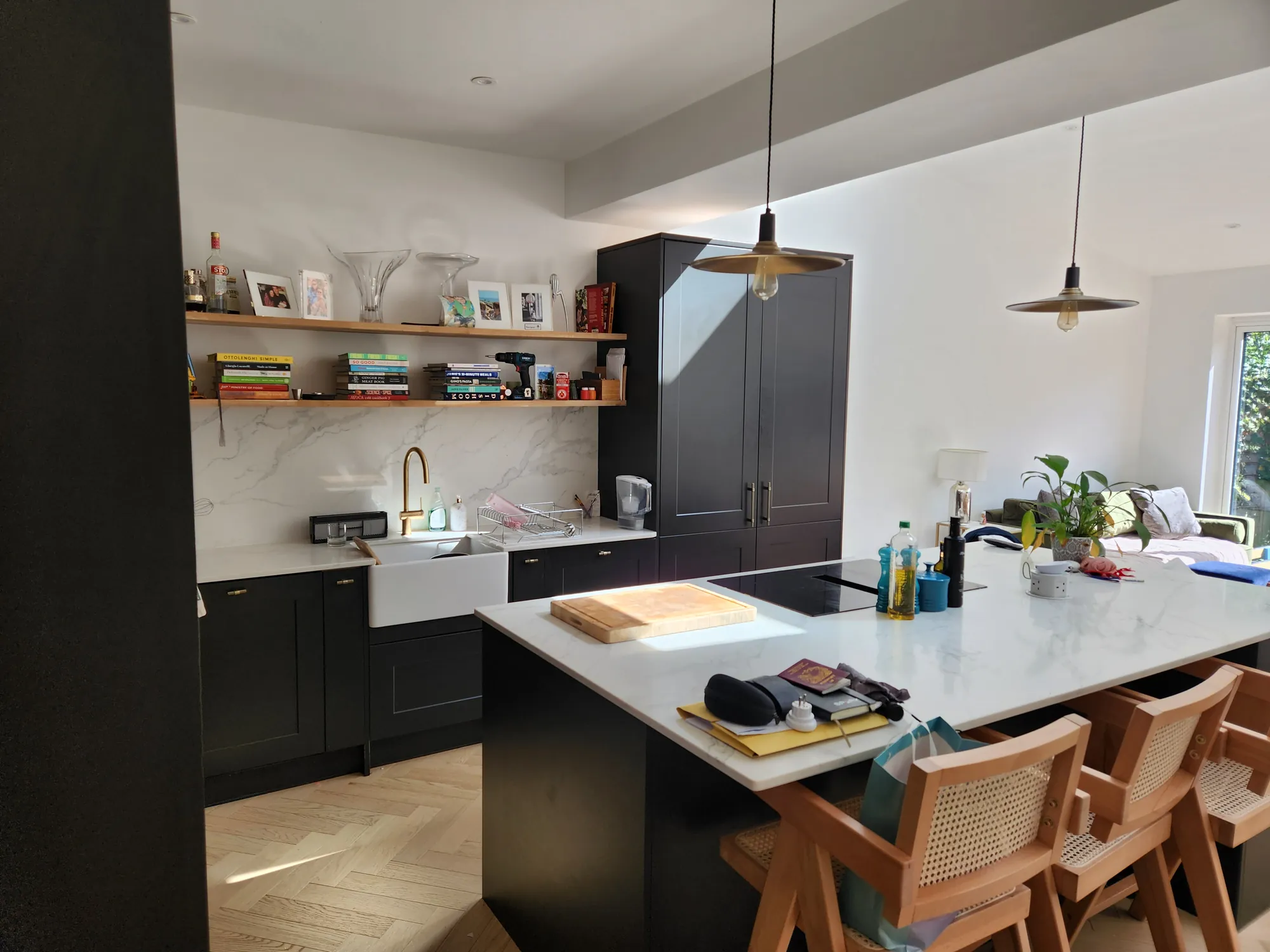 Kitchen island with a marble worktop