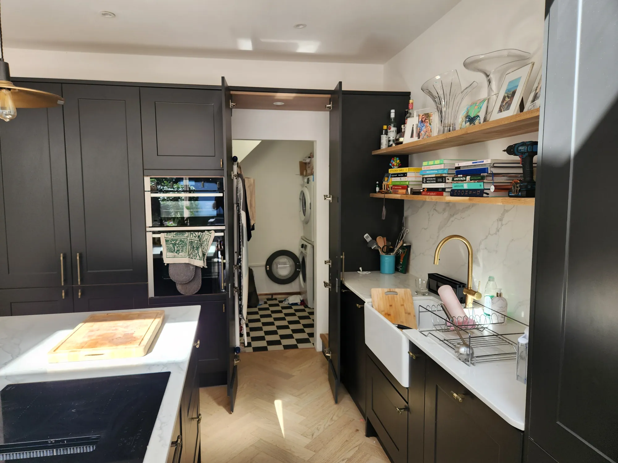 Kitchen with the utility room behind